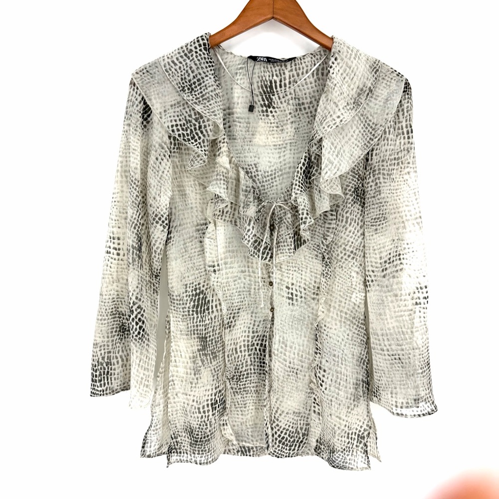 ✨Zara Blouse Sheer Bone White Snake-Print Ruffle Romantic XS Spring Summer Boho